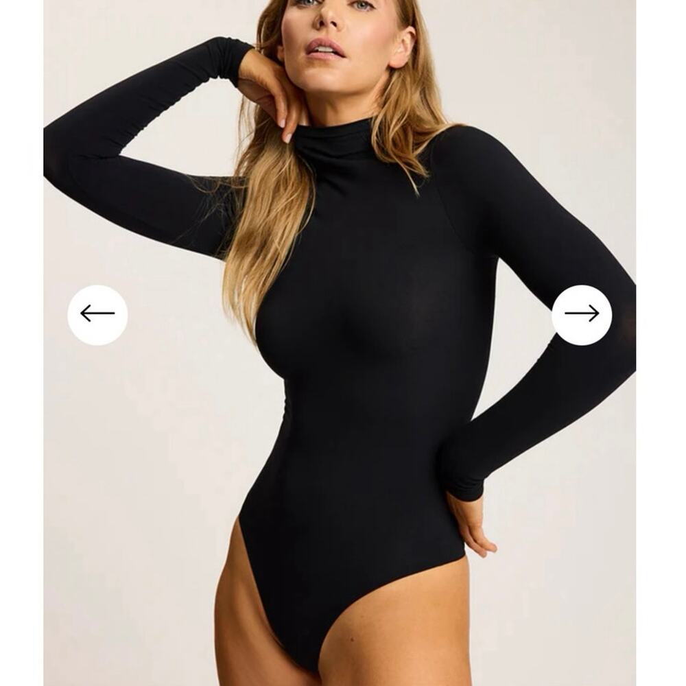 NWOT commando Ballet Long Sleeve Mockneck Bodysuit in Black SZ OS